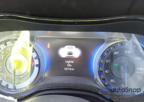 2015 Chrysler 300 300S из США, поврежденный, VIN 2C3CCAGGXFH763715